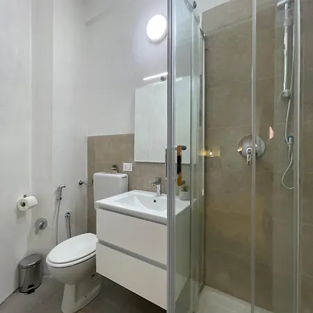 Romoli Guest house *
